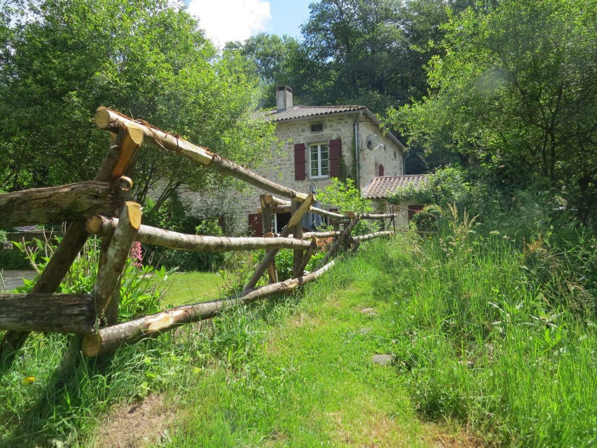 Le Moulin De Pensol - Gites Exterior foto
